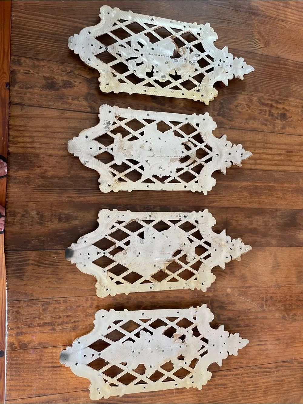 Vintage Retro Gold Ornate Wall Plaques with floral Design - Set of 4 home design